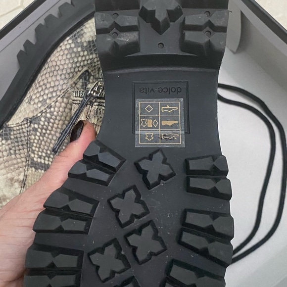 Dolce Vita Gregor Snakeprint Embossed Combat Boots sz 7 Exclusive Bloomingdale’s - Picture 5 of 6